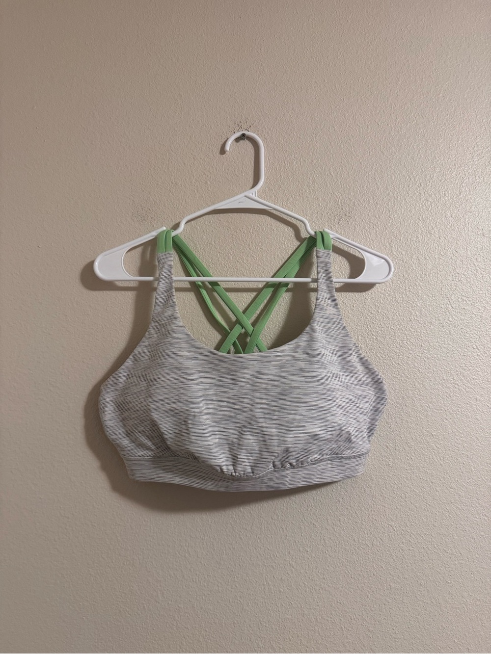 Lululemon energy bra
